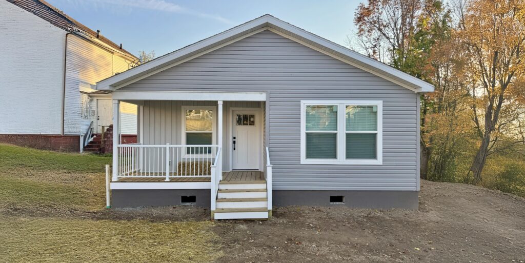 902 Price St.